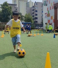 2022年五彩足球-郑州培杰·枫之谷幼儿园